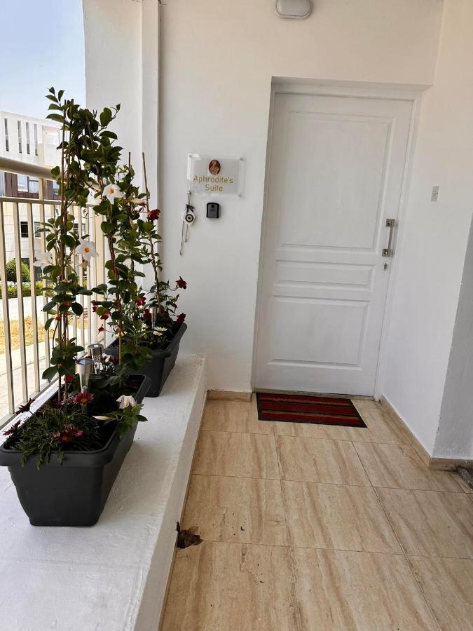 Aphrodites Suite Pafos Exterior foto