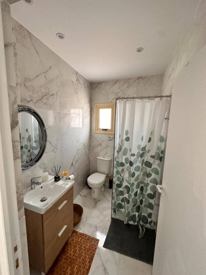 Aphrodites Suite Pafos Exterior foto